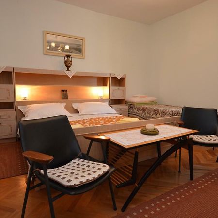Apartment Nadica Punat Eksteriør bilde